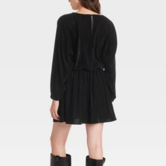 Universal Thread Black Long Sleeve Velvet Mini A-Line Dress Size Large NWT - Picture 3 of 10